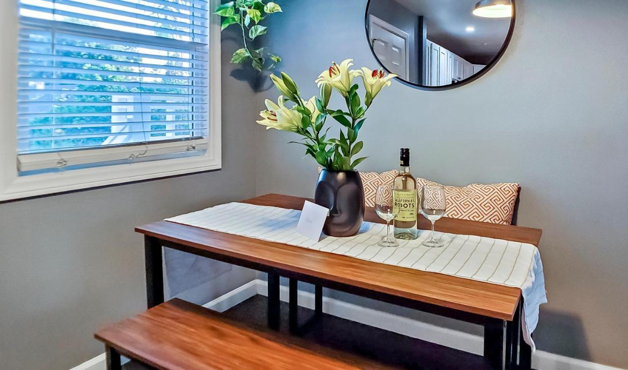 Apartment Located In Historic District Mins To Downtown, Beaches & Convention Center Long Beach Eksteriør bilde