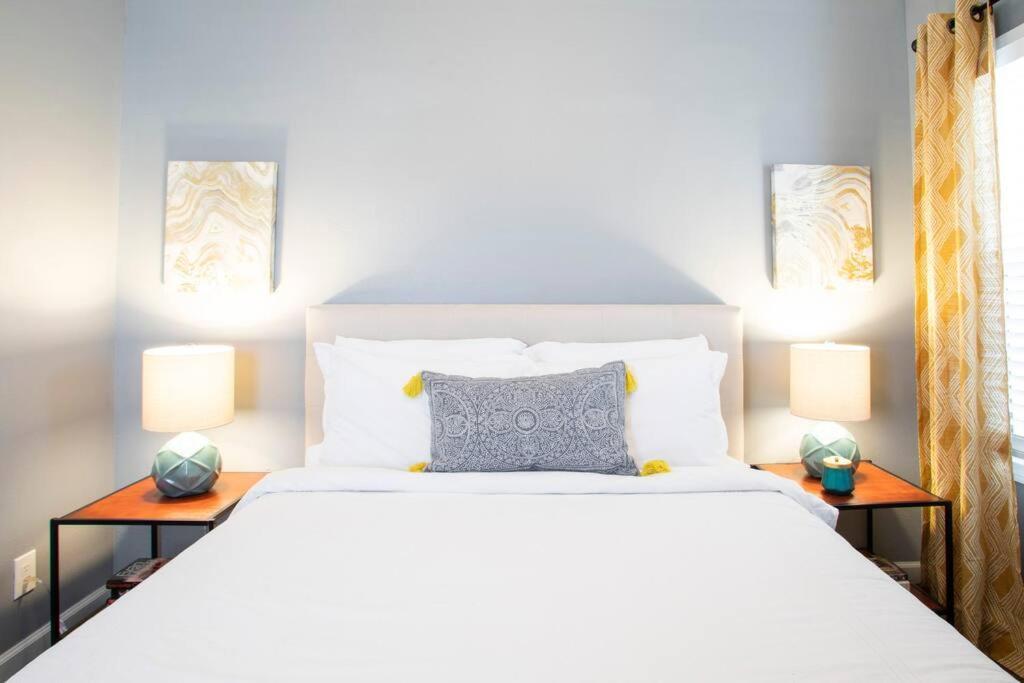 Apartment Located In Historic District Mins To Downtown, Beaches & Convention Center Long Beach Eksteriør bilde